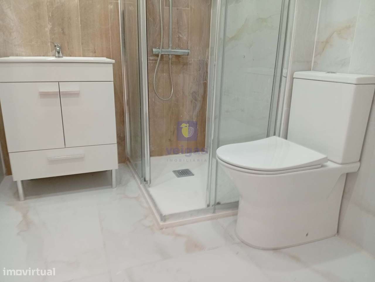 Apartamento T2 em Santa Iria de Azóia-8