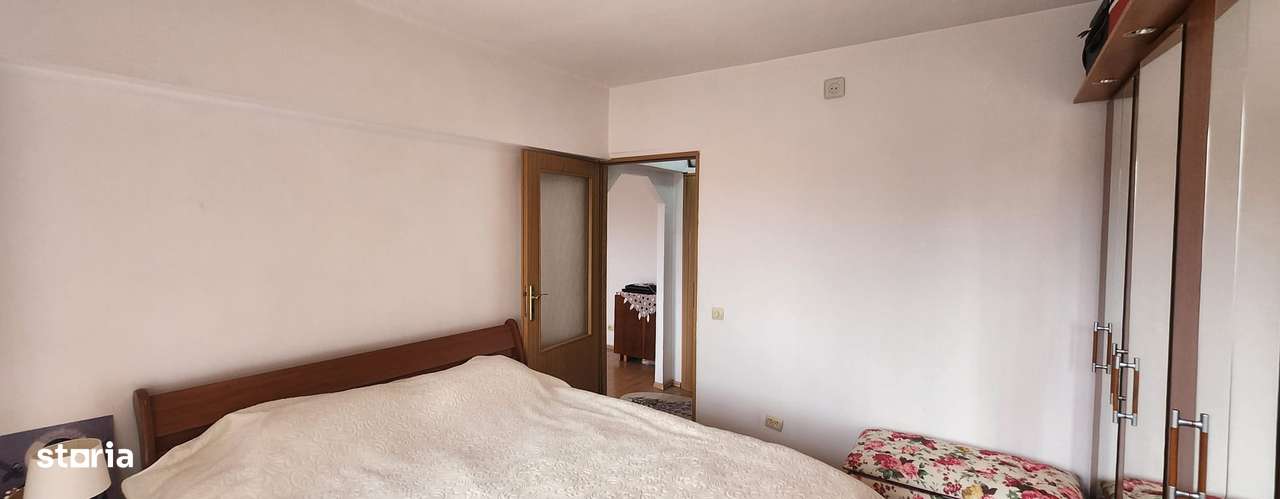 Apartament 2 camere, Craiter, etaj 1, decomandat, mobilat,utilat! - Imagine principală: 5/10
