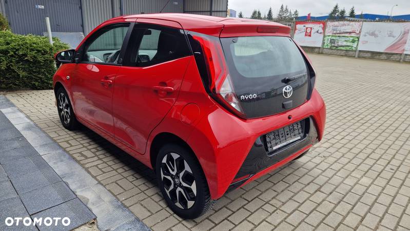 Toyota Aygo x-play Team Deutschland - 4