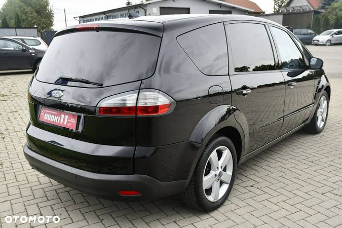 Ford S-Max - 8