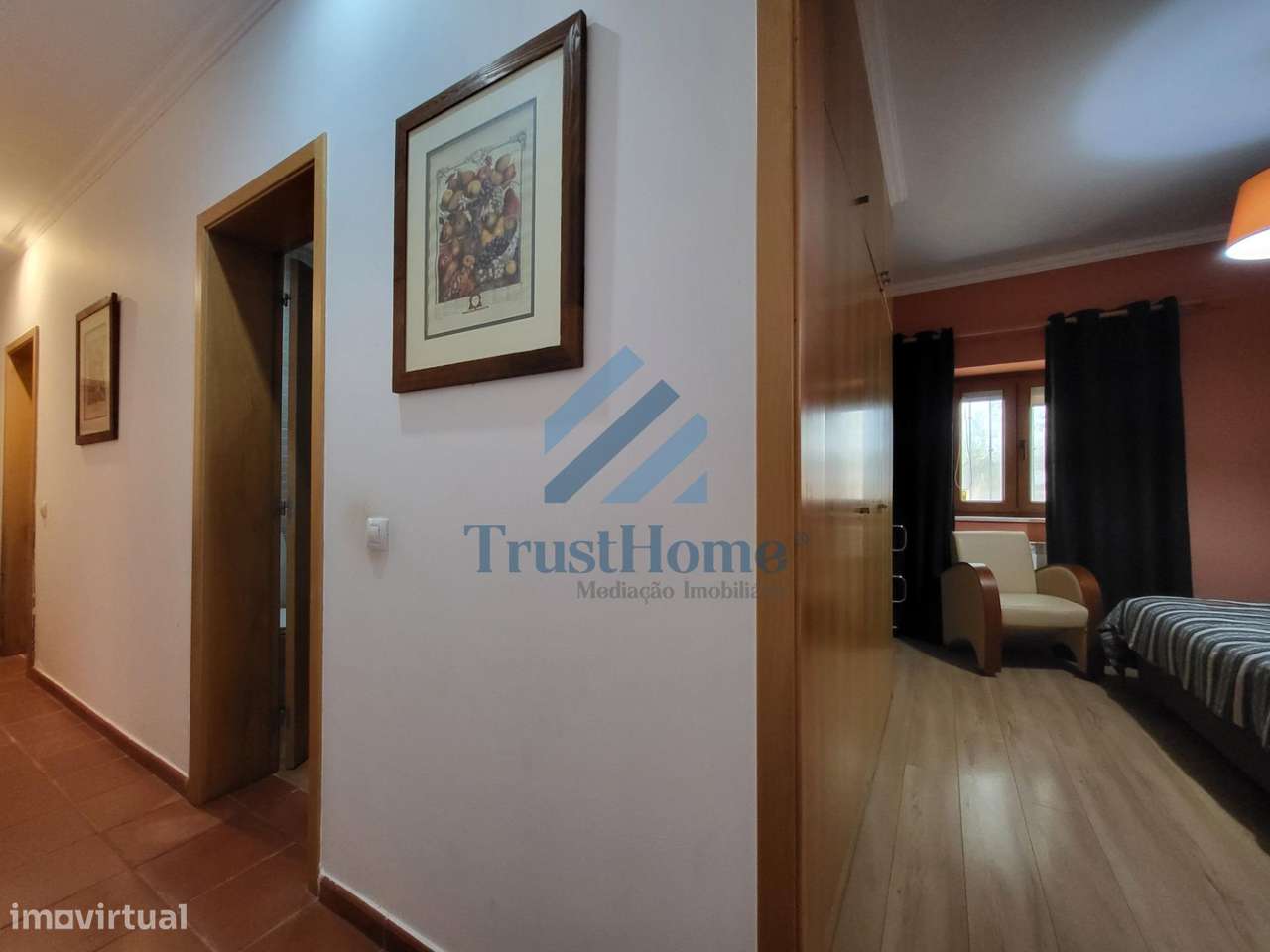 MoradiaV5 com jardim, piscina e ginásio no centro de Coruche-14