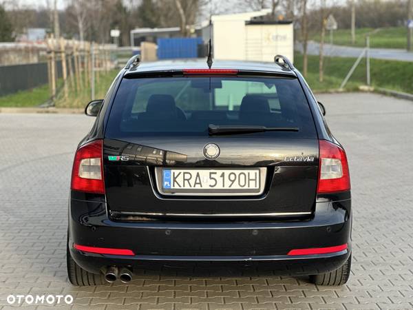 Skoda Octavia 2.0 TDI DPF RS - 8