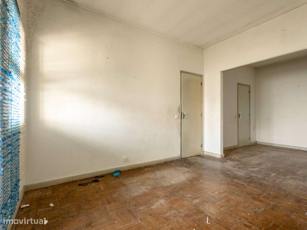 Apartamento T2 no centro da Figueira da Foz-1