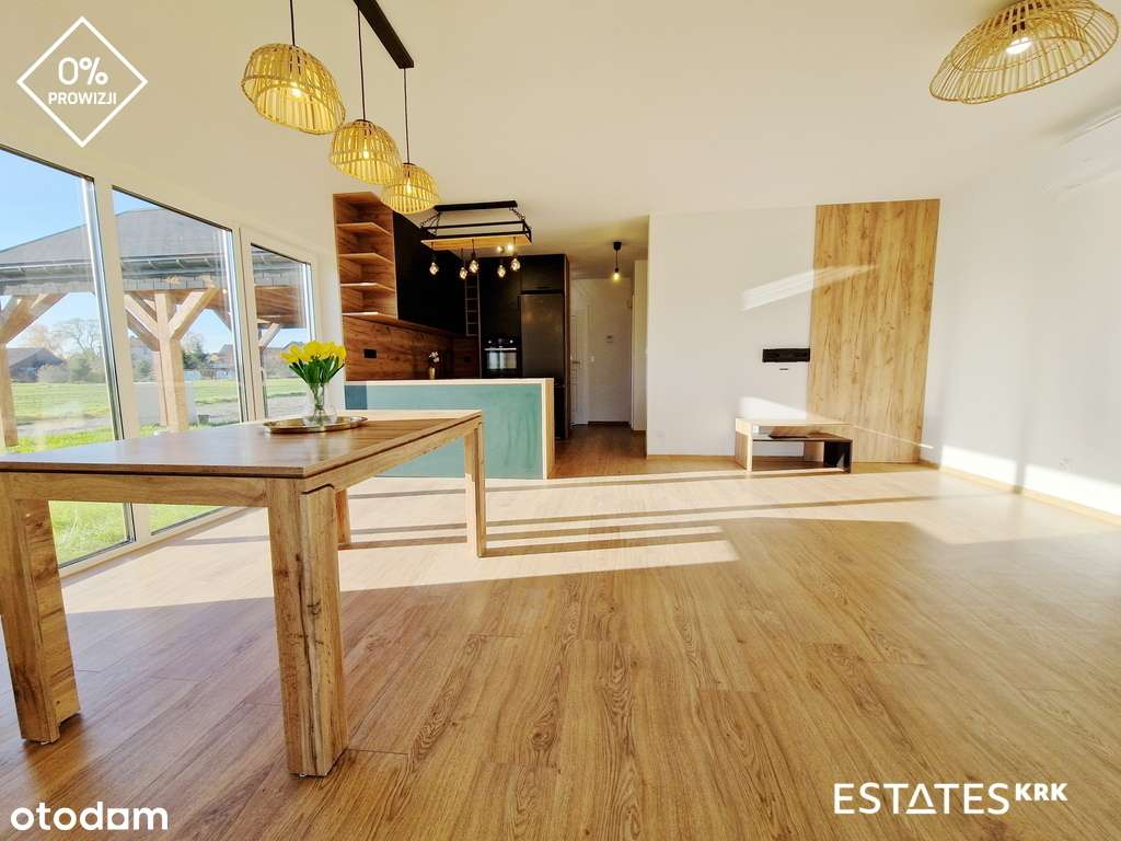 Nowoczesny dom z 5 pokojami, 2 łazienkami, Kraków-0