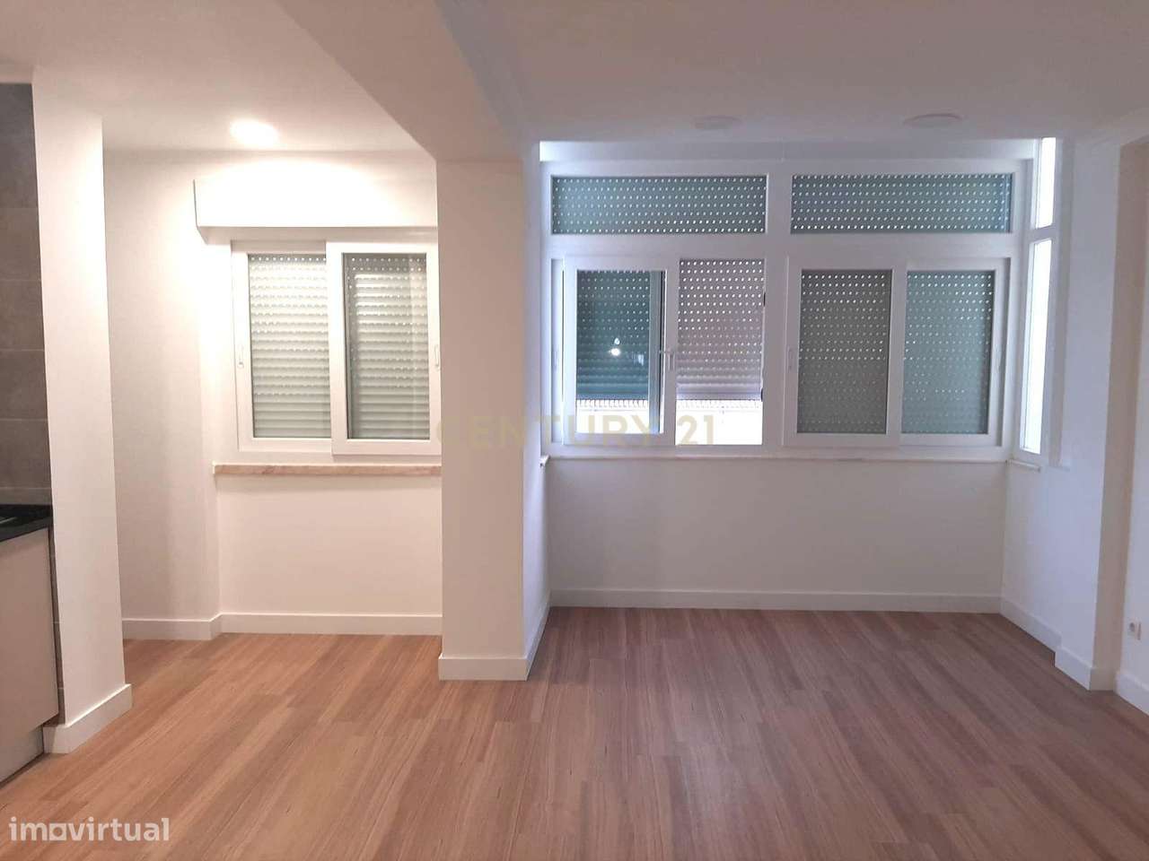 Apartamento de 3 Assoalhadas, totalmente renovado em Sacavém - Grande imagem: 4/12