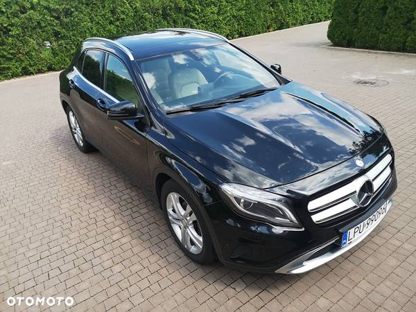 Mercedes-Benz GLA 220 CDI 4Matic 7G-DCT - 12