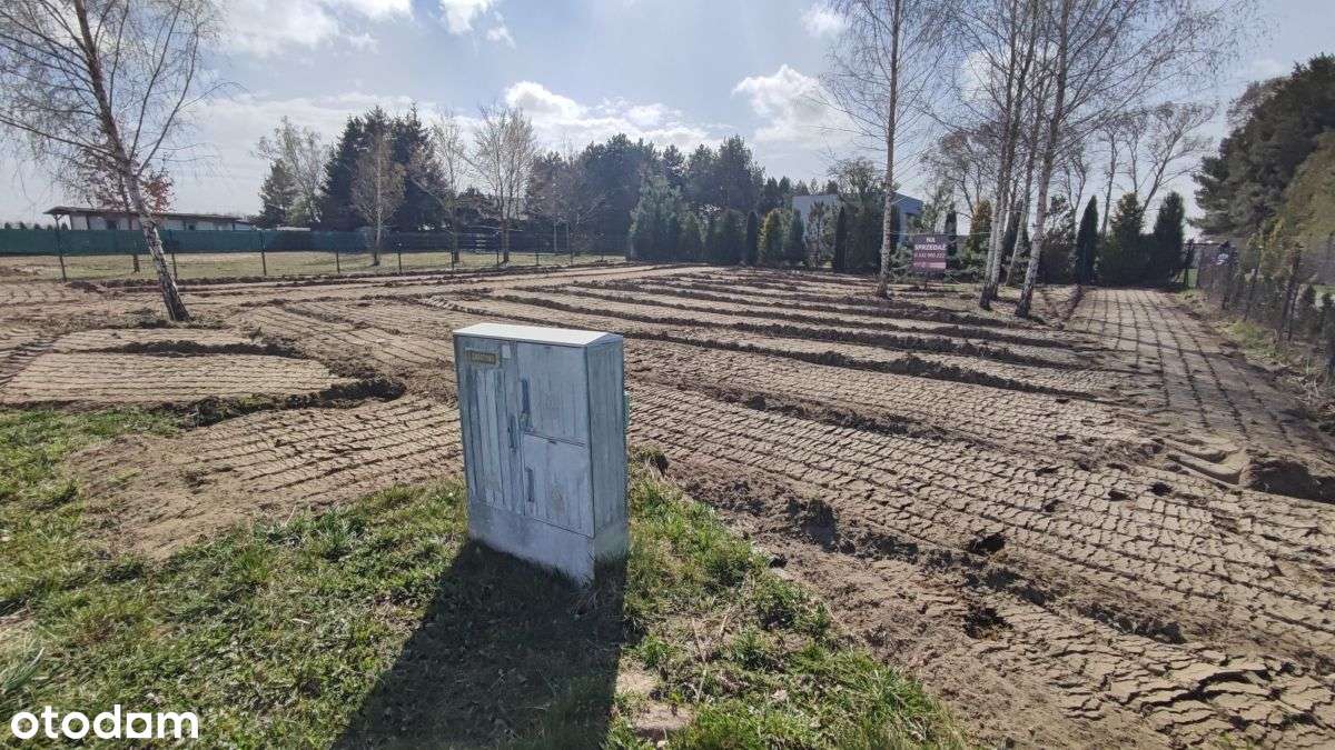 Dwie działki przy jeziorze-12