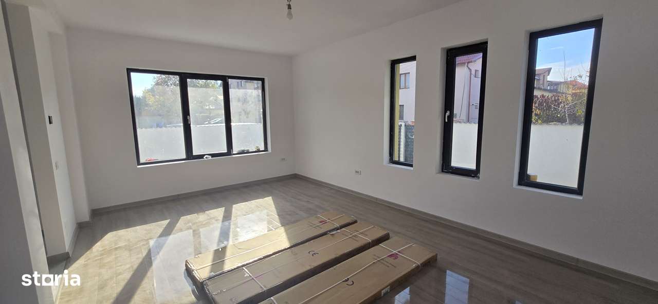 Casă 4 camere , Asfalt, toate utilitățile-7