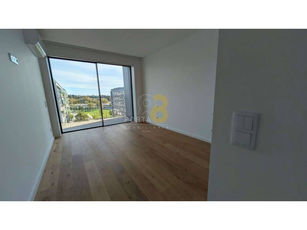 T4 com terraço ultimo piso, vistas do parque e mar - Matosinhos Sul-20