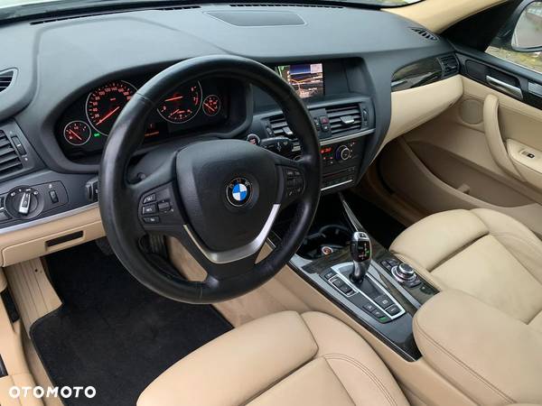 BMW X3 xDrive35i - 8