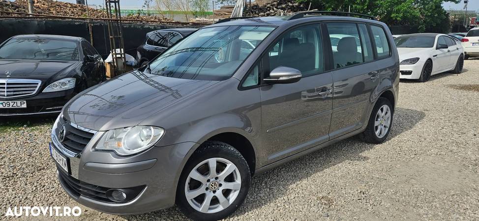 Volkswagen Touran 1.4 TSI EcoFuel DSG Freestyle - 25