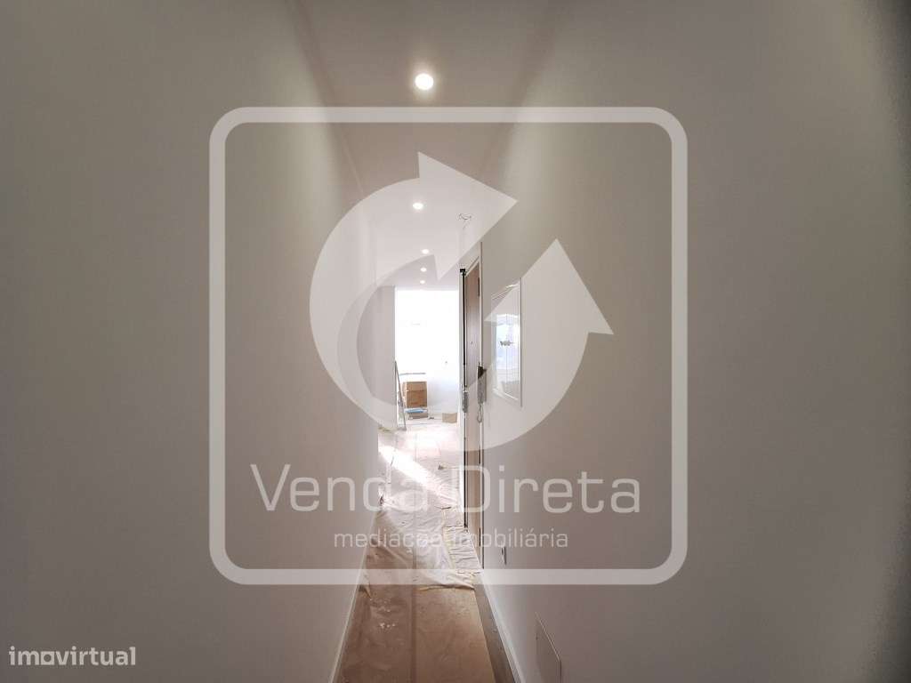 Apartamento T3 totalmente remodelado - Vista Rio!-20