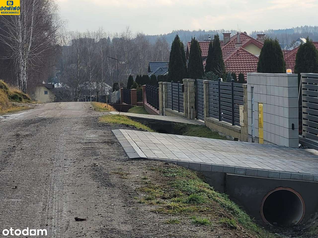 Działka z projektem i pozwoleniem na budowę-8