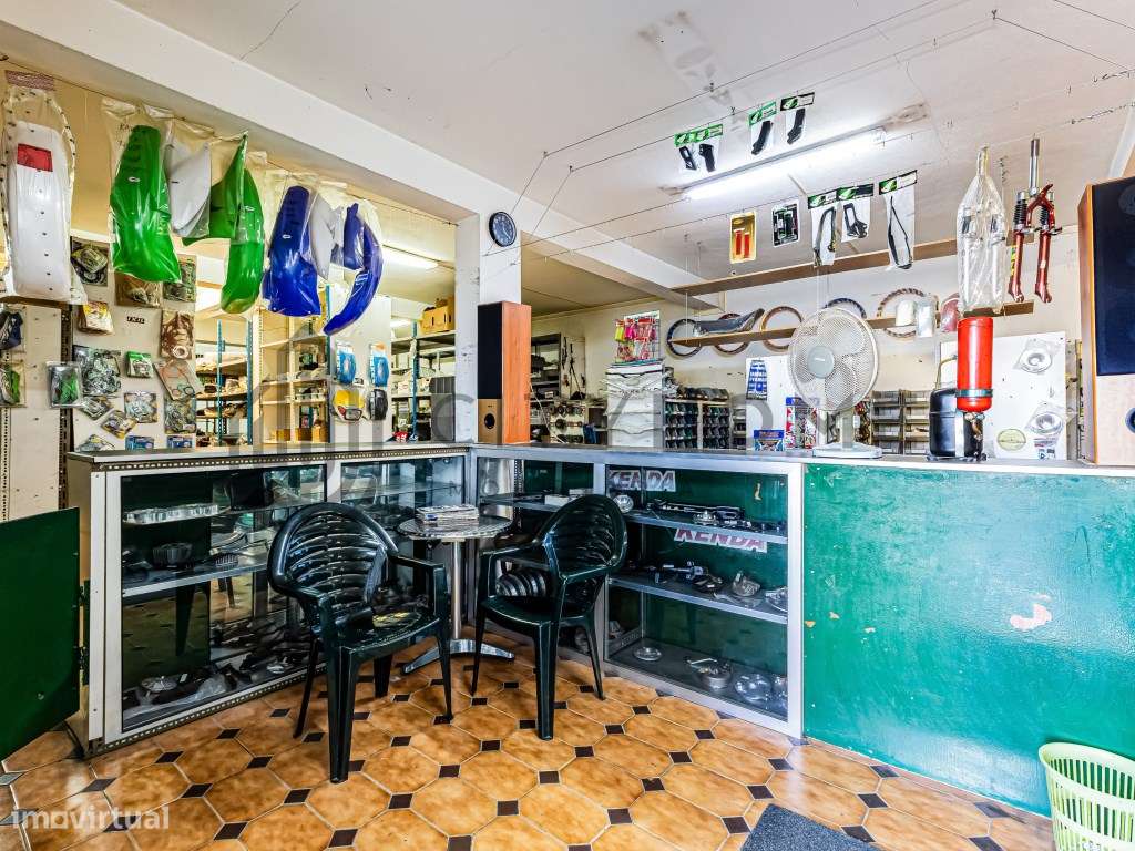 Espaço Comercial no centro de Lagoa - Grande imagem: 4/15