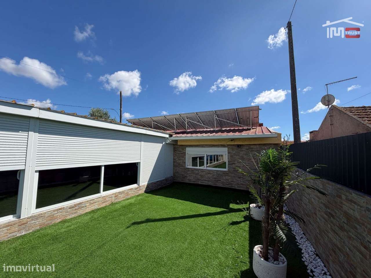 Moradia Isolada T3 + 2 em Palhais, Cozinha Equipada, Amplo Jardim, ...-35