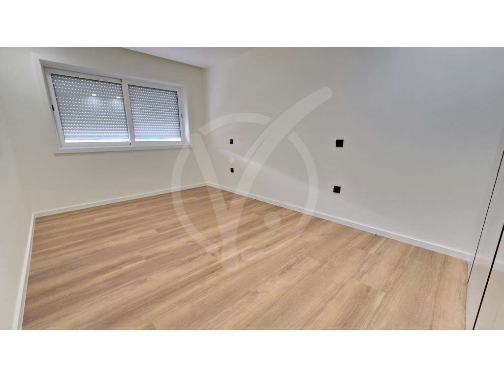 Apartamento T3 como NOVO junto ao METRO na Póvoa de Varzim-16