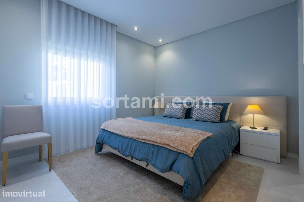 Apartamento T1+2 Venda em Quarteira,Loulé - Grande imagem: 5/32