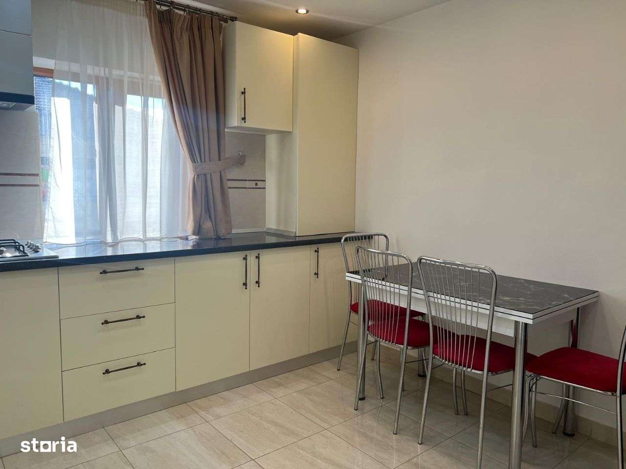 Inchiriere apartament 4 camere, de lux, Targoviste, micro 3 - Imagine principală: 5/20