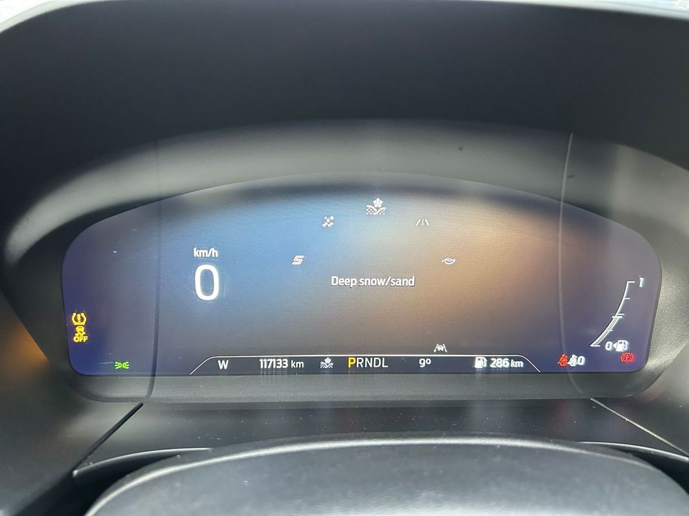 Ford Kuga - foto 27