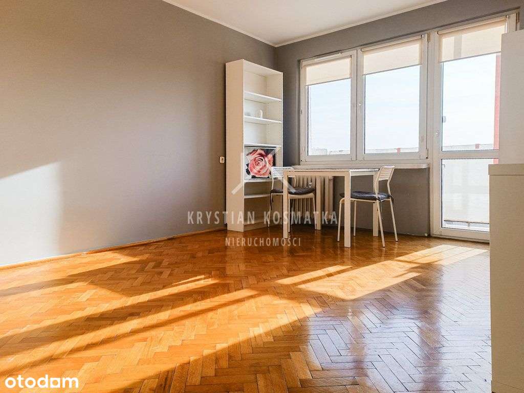 Słoneczna kawalerka w sercu Torunia-1