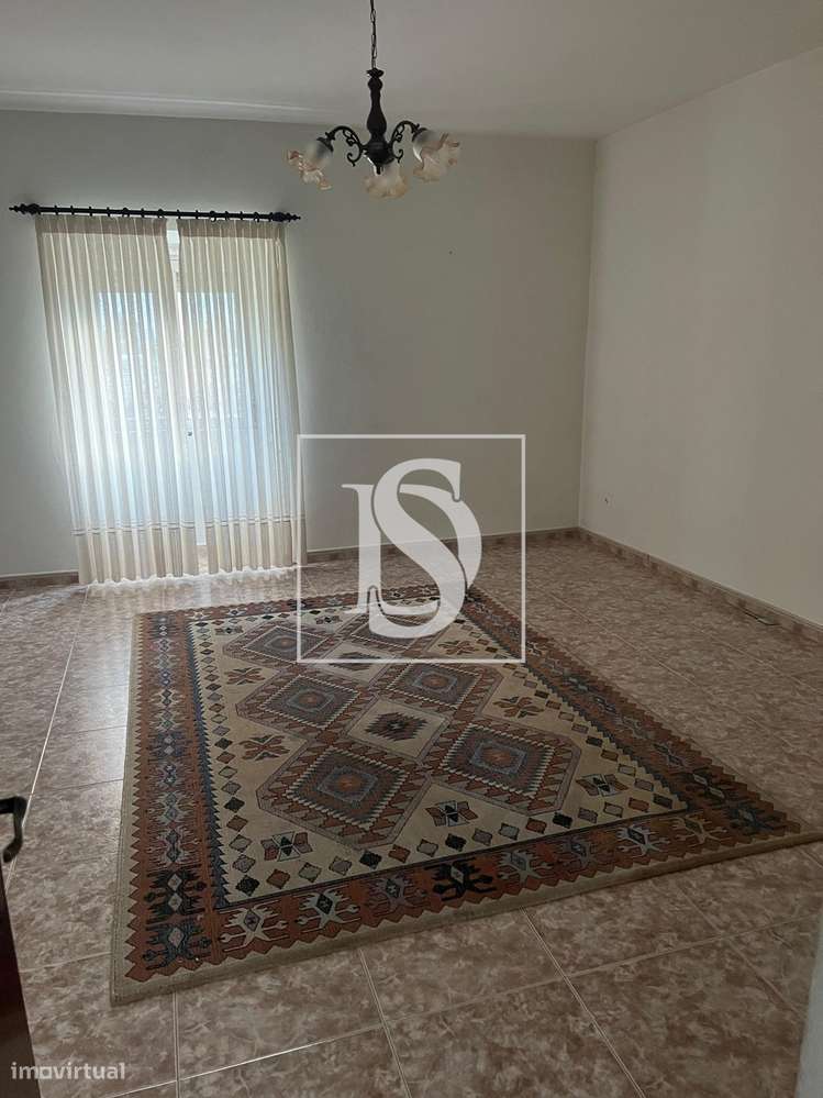 Moradia em Pedra / Casa de Campo inserida num lote de 6000m2-29