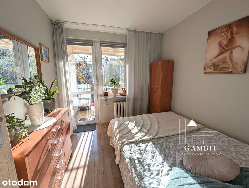 Interesujące, jasne i ustawne 3pok. loggia/piwnica-11