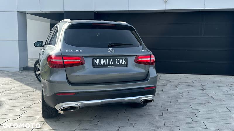 Mercedes-Benz GLC 250 4-Matic - 35