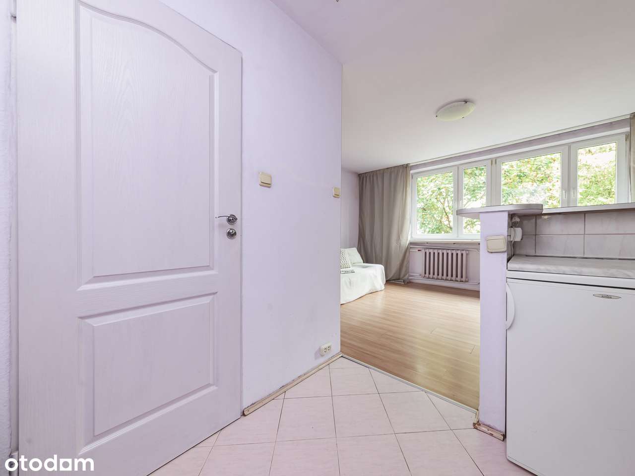 Kawalerka z miejscem postojowym, Galeria Mokotów, metro-10