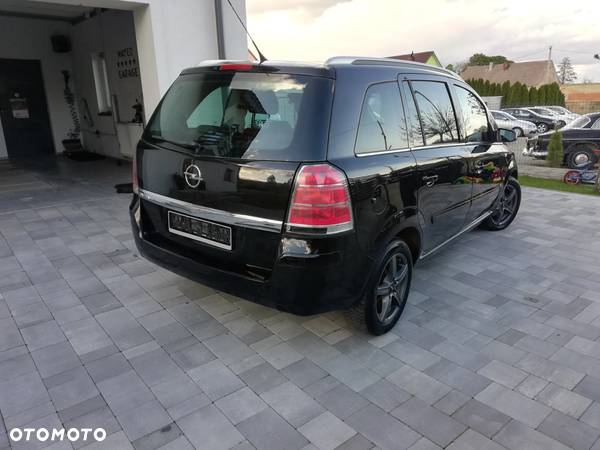 Opel Zafira 1.6 Essentia - 8