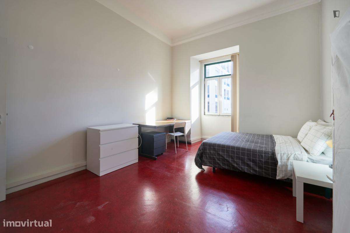 Quarto - localizado em Entrecampos Lisbon - Grande imagem: 3/10
