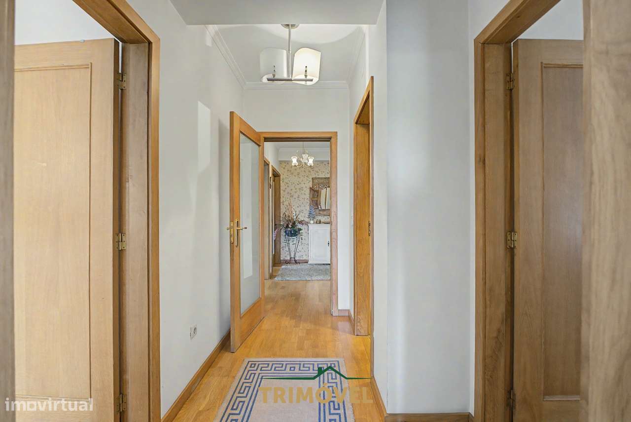 Apartamento T3 com Terraço, São João da Madeira-15