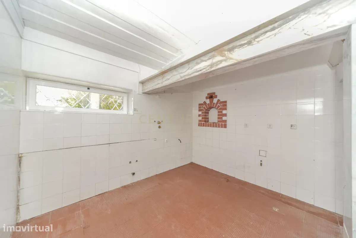 Quinta/Moradia na Póvoa de Santa Iria em Lote 2300m2-52