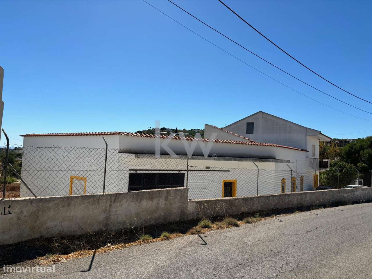 Moradia com áreas independentes - Parragil/Loulé - Excelente para inve - Grande imagem: 2/48