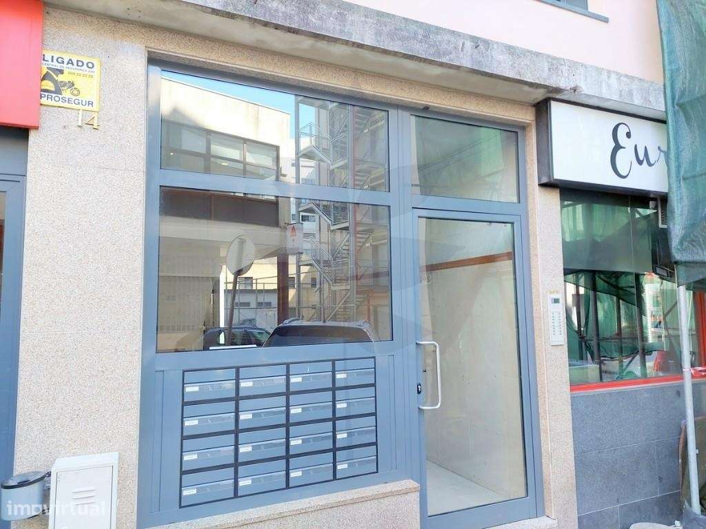 Apartamento T0 Renovado - Junto à Avenida da Liberdade, Braga-16
