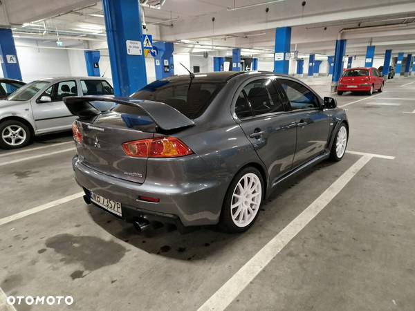 Mitsubishi Lancer Evolution GSR - 4