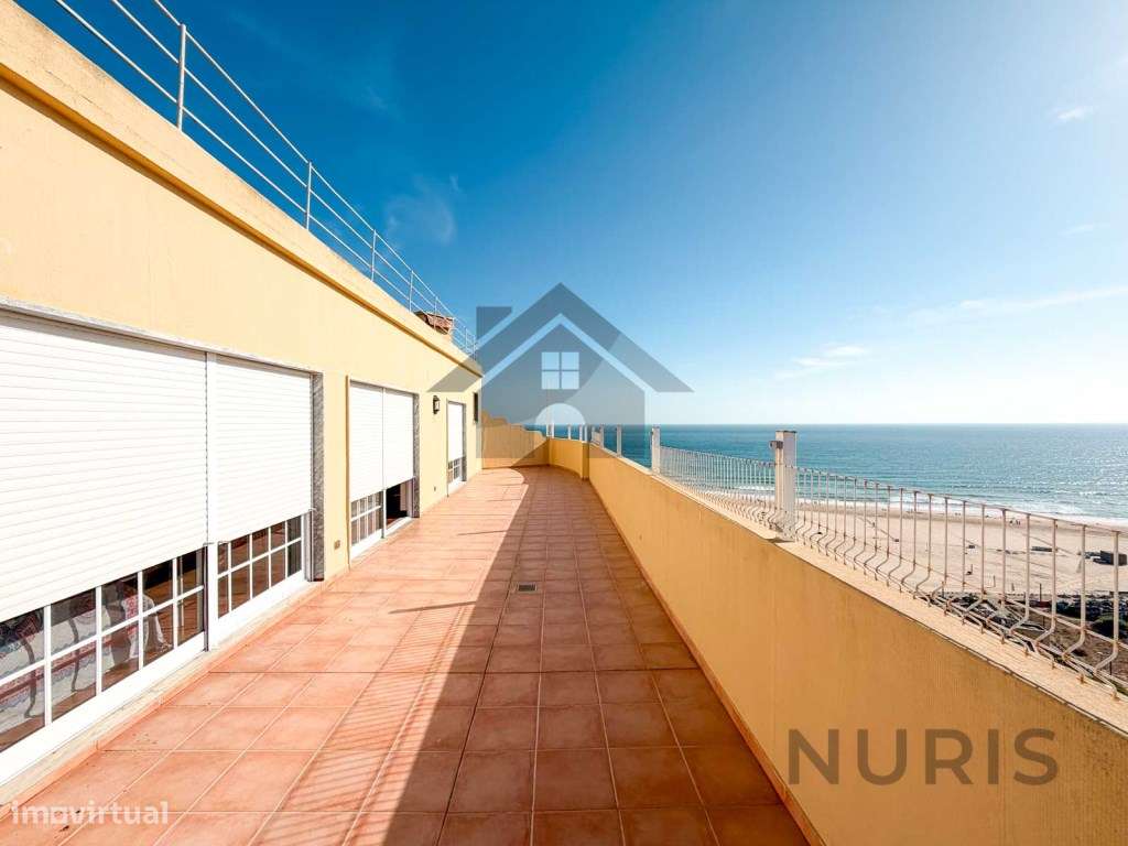 Apartamento T2 Penthouse para Venda na Praia da Rocha - Grande imagem: 4/29