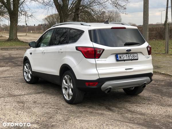 Ford Escape 2.0 EcoBoost AWD Titanium - 5