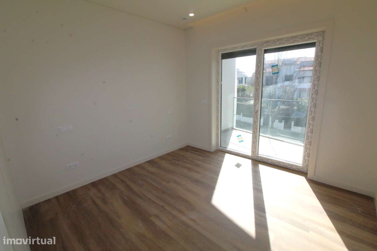 Luxuoso T3 Duplex em Viseu-15