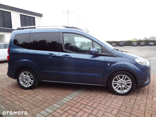 Ford Tourneo Courier 1.0 EcoBoost Titanium - 4