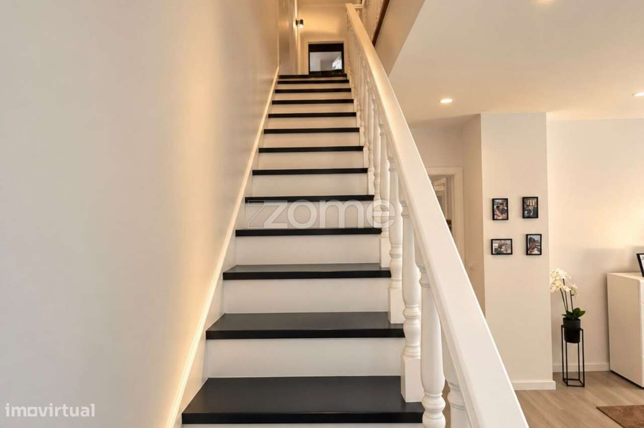 Apartamento T3 Duplex C/ Garagem Box | Planalto, Leiria-6