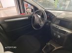 Dezmembrez Opel Astra H - 6