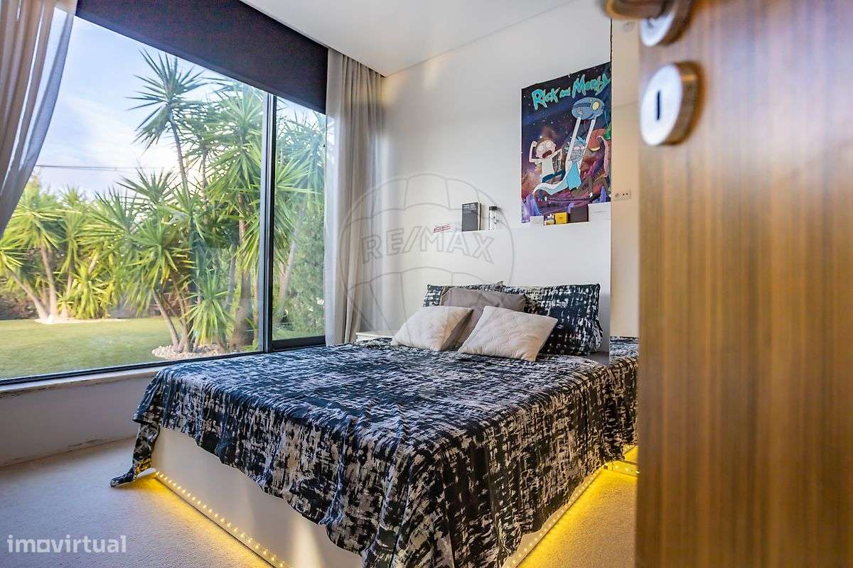 Moradia T4 para venda-24