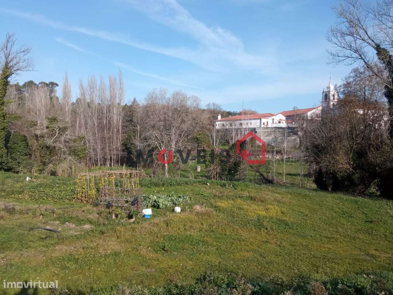 Excelente investimento! Casa T5 Perto de Ourém. - Grande imagem: 2/16