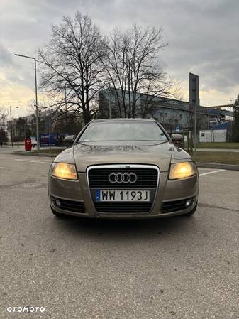 Audi A6 2.0T FSI - 7