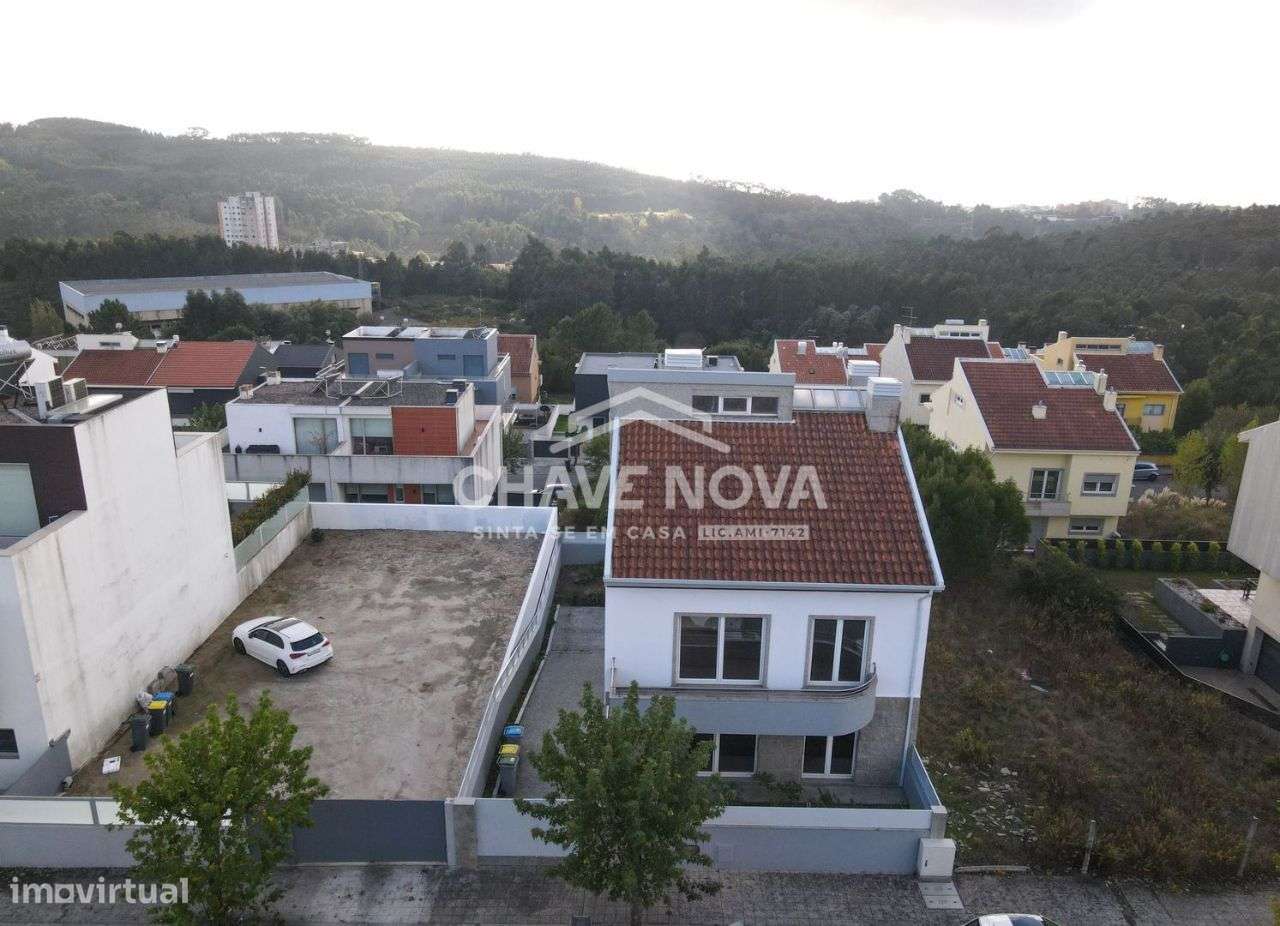 Moradia T4 em Valongo - Grande imagem: 2/22