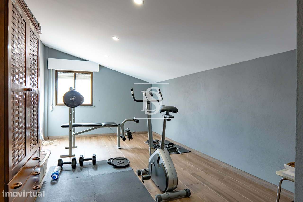 Moradia T3 + Lote Urbano 384m2 | Urb. Casal Tocha, Torres Novas-16