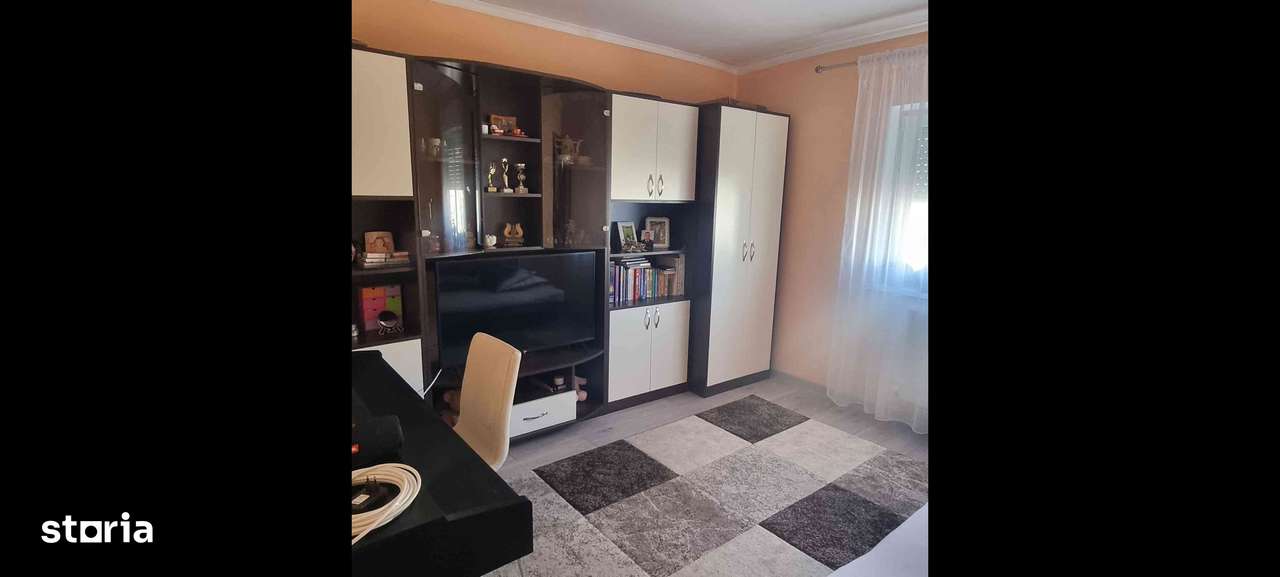 PB ,52 mp, et 3/4, Piață Rogerius, mobilat-7