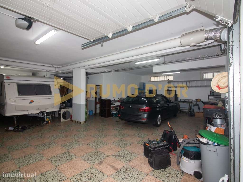 Armazém 198m² no Centro do Carregado - Com Escritório, Cozinha e Ca...-2