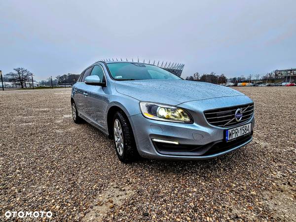 Volvo V60 D4 Geartronic Momentum - 10