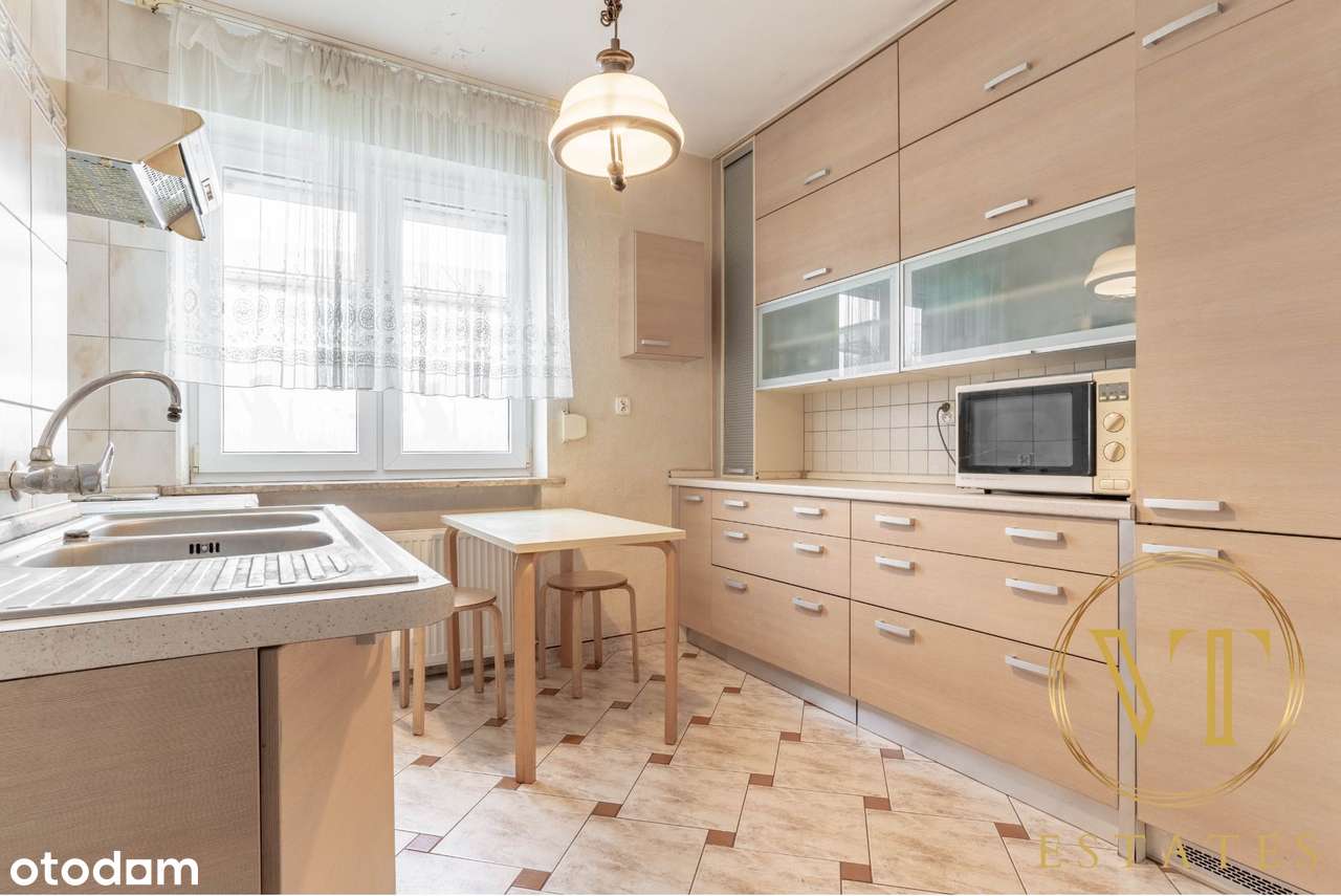 Dom wolnostojący w spokojnej okolicy-6